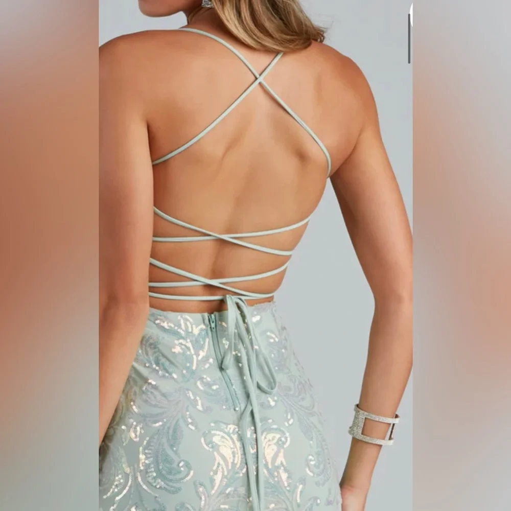 PROM DRESS - Picture 4 of 4